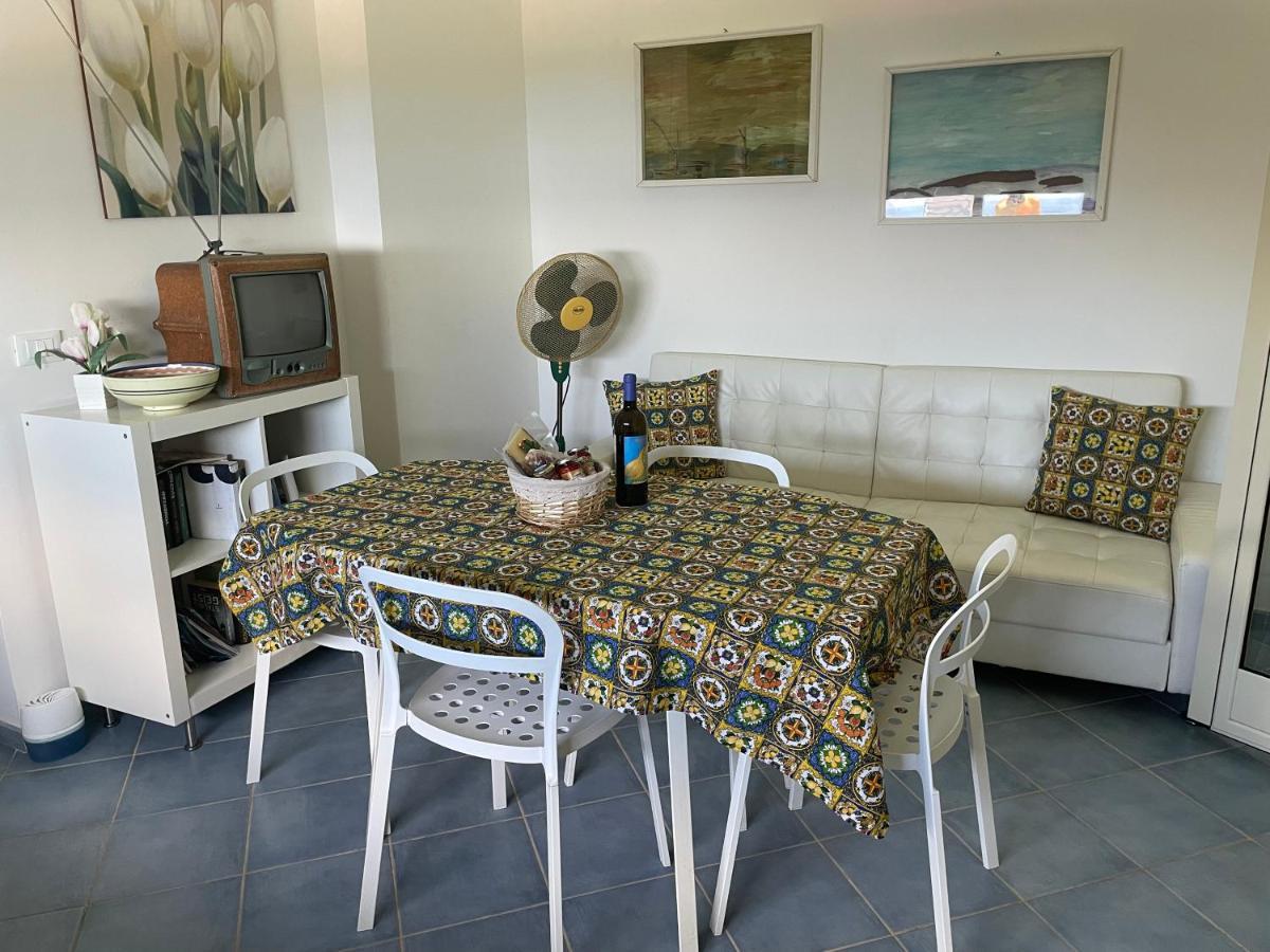Villa Alice Santo Stefano di Camastra Eksteriør billede
