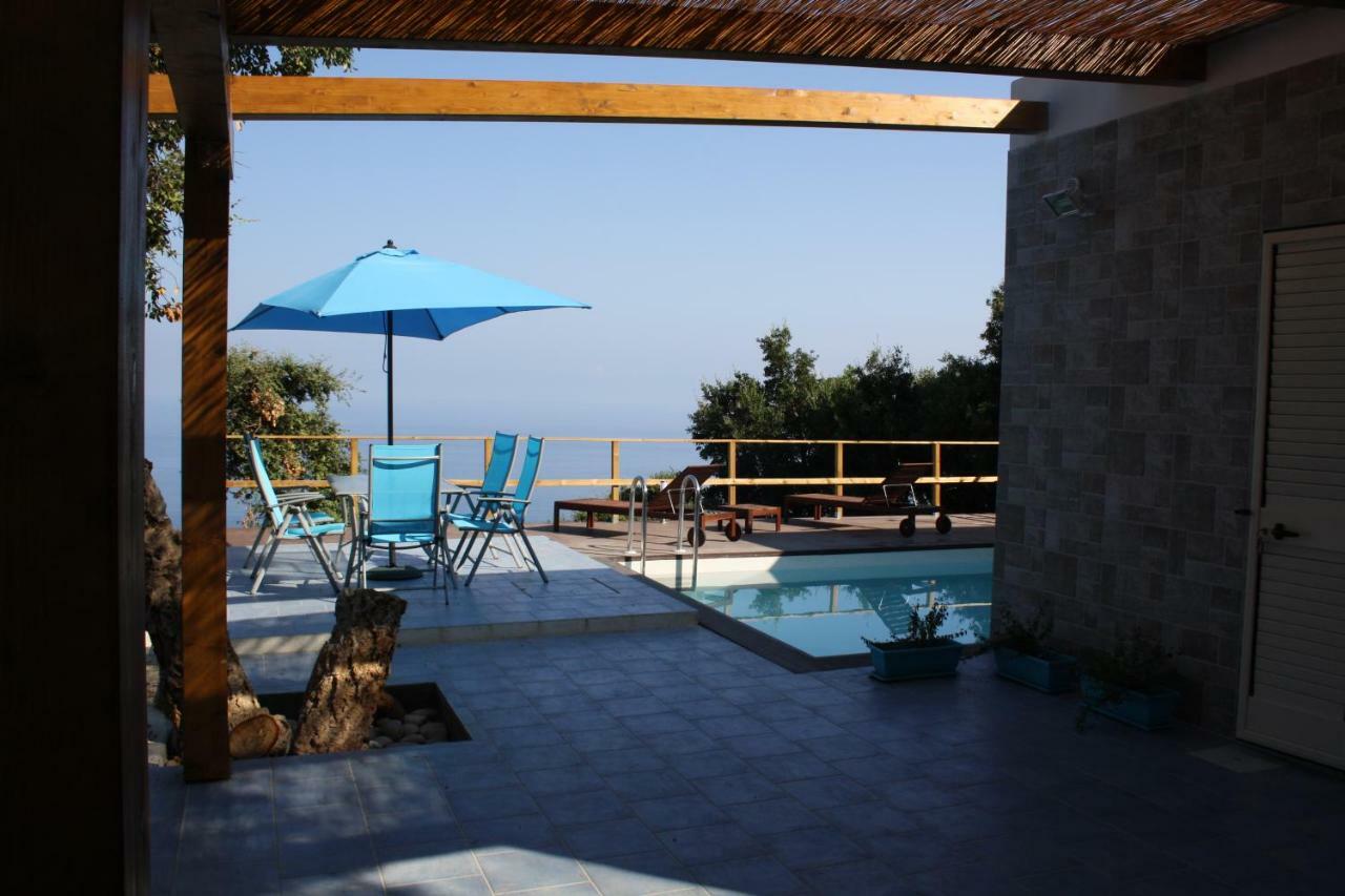 Villa Alice Santo Stefano di Camastra Eksteriør billede